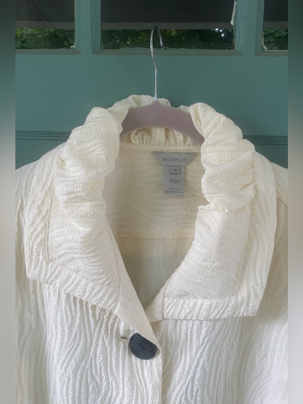 Multiples cream ruffled collar formal jacket big buttons 3/4 sleeve XL - Picture 2 of 16